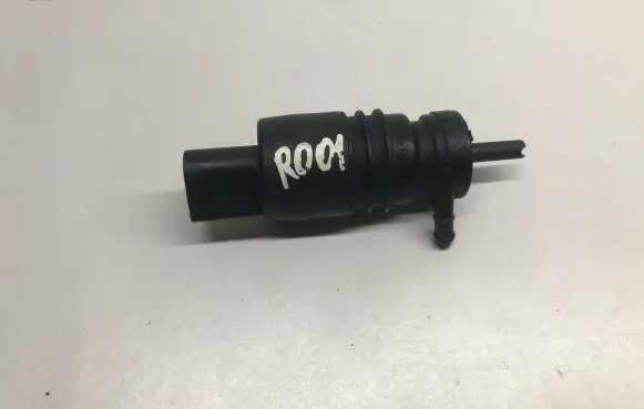 Mercedes-Benz C W204 Windscreen/windshield washer pump
