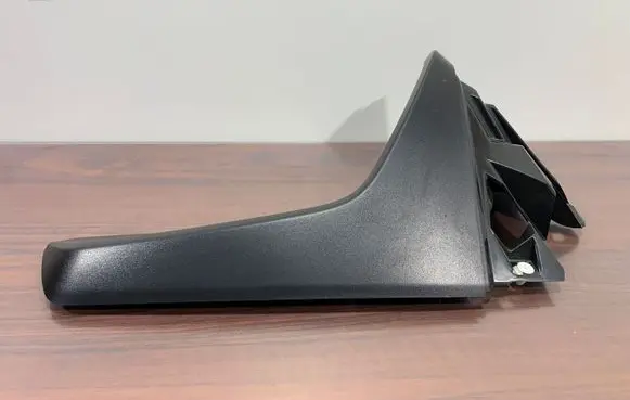 Subaru Forester SK Tailgate trim 96031SJ010 C16010175