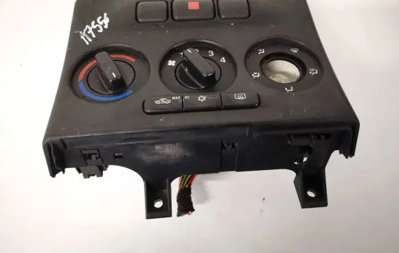 Opel Zafira A Climate control unit 024420732