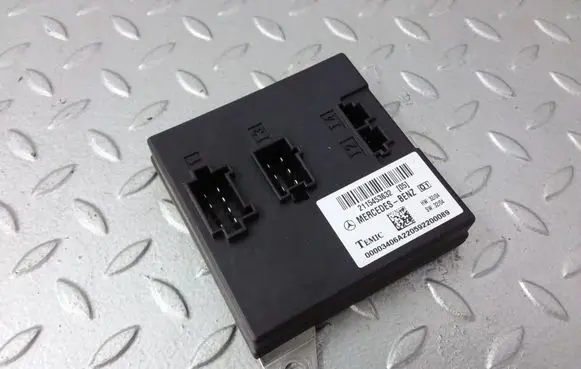 Mercedes-Benz E W211 Comfort/convenience module A2115453632 2115453632