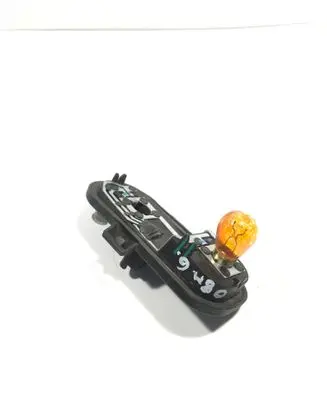 Nissan Qashqai Tail light bulb cover holder 89070311