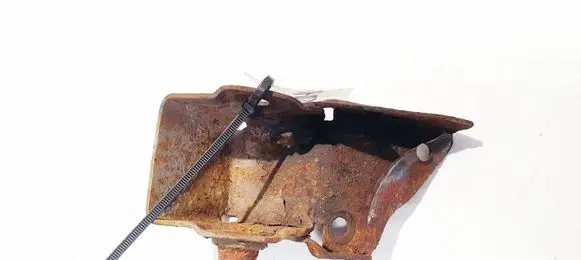 Ford Grand C-MAX Bracket in trunk/boot 
