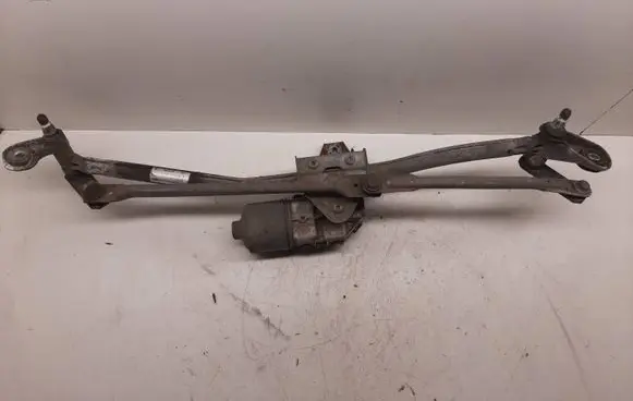 Front wiper linkage and motor