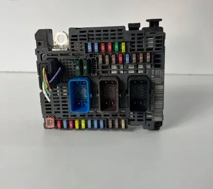 Citroen C4 II BSM Control unit JPF-9677987380 26426915 BSMAB200