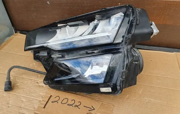 Skoda Karoq Headlight/headlamp 57B941009