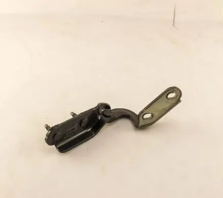 Tailgate/trunk/boot hinge