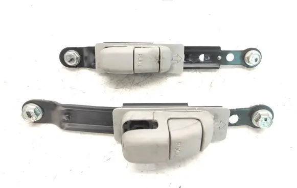 Suzuki Swift III Seat belt adjustment rail BHC560097J