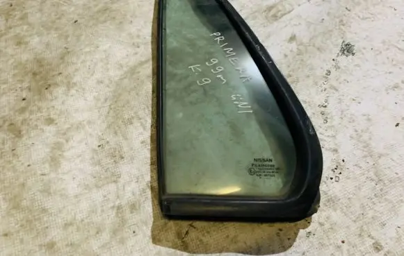 Nissan Primera Rear vent window glass 