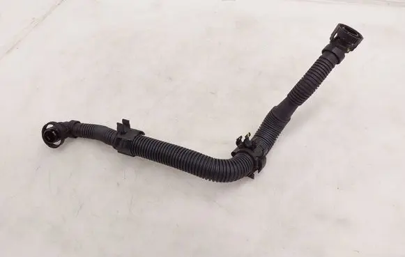Audi A5 Breather hose/pipe 06N103213
