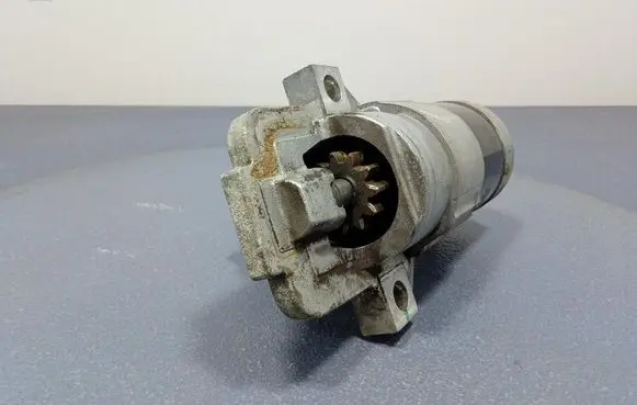 Mazda MX-5 NC Miata Starter motor M000T90981