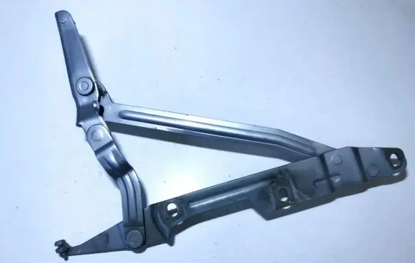 Audi A8 S8 D2 4D Tailgate/trunk/boot hinge