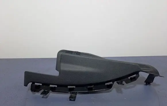BMW 1 F40 Other sill/pillar trim element 7448227