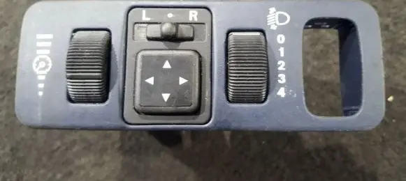 Mitsubishi Carisma Headlight level height control switch LK04001000 MR114337