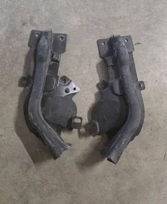 BMW 4 G22 G23 G24 G26 Engine compartment rubber 7486824 7486823
