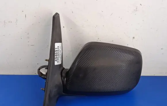 Toyota Corolla Verso E121 Front door electric wing mirror
