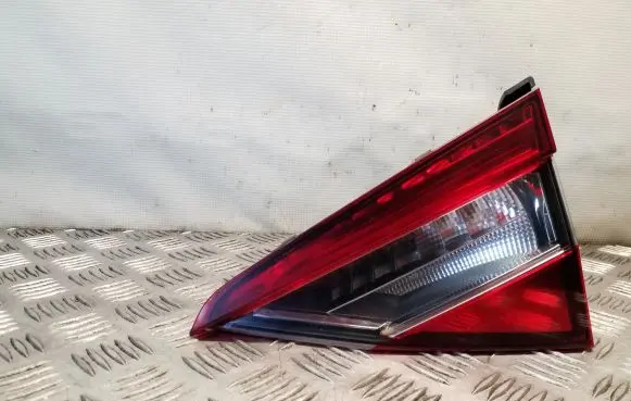 Skoda Superb B8 (3V) Tailgate rear/tail lights 3V5945308D