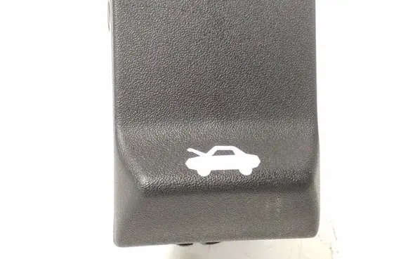 Engine bonnet (hood) release handle