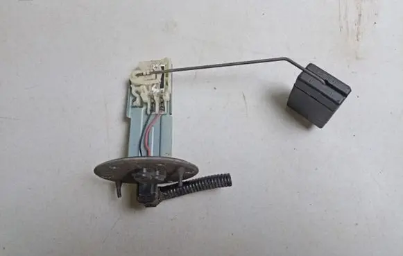 Mazda CX-9 Fuel level sensor 
