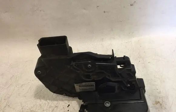 Ford S-MAX Front door lock 6M2AR21813CA