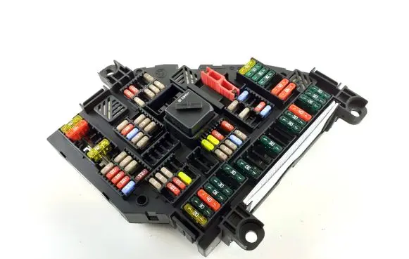 BMW 5 F10 F11 Fuse module 9264923 A3168A326225U176