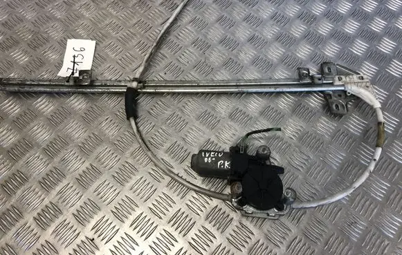 Iveco Daily 30.8 - 9 Front door window regulator with motor 7700352490