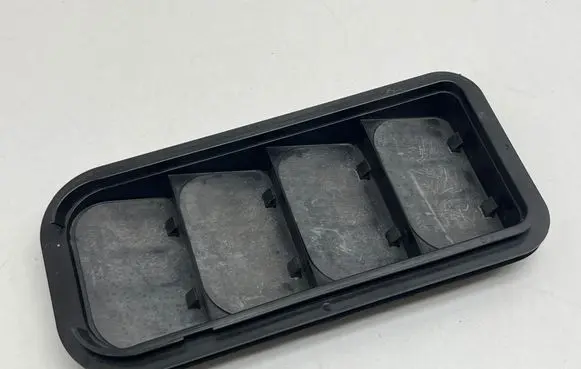 Audi Q3 F3 Quarter panel pressure vent 7N0819465E