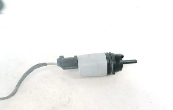 BMW 5 E60 E61 Windscreen/windshield washer pump 67126934159 67.12-6934159
