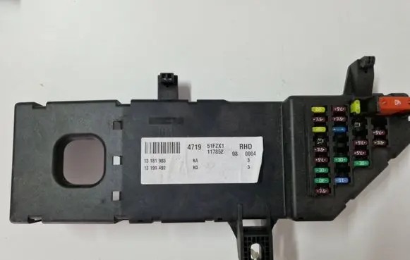 Peugeot 207 Comfort/convenience module 13181983 13199492