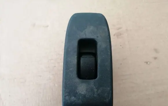 Mitsubishi Pajero Electric window control switch MR445659