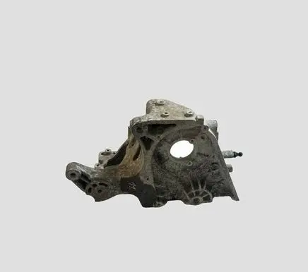 Opel Insignia A Engine mounting bracket 55574721