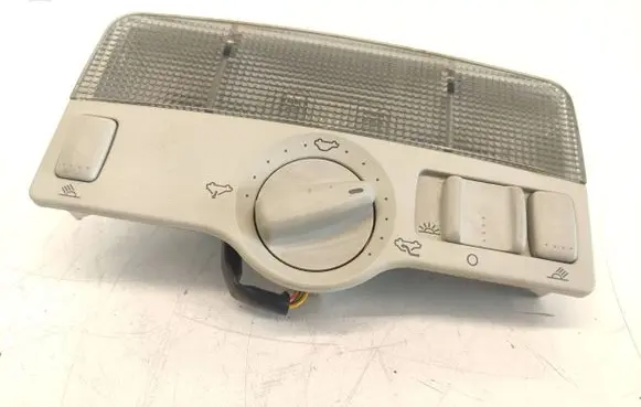 Volkswagen PASSAT B5 Front seat light 3B0947105A