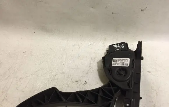 Volvo XC60 Accelerator throttle pedal 6G929F836DD 6PV00922003