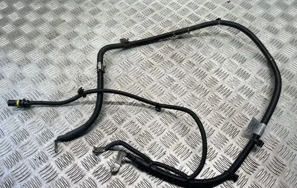 Mercedes-Benz GLA W156 X156 Wires (generator/alternator) A2465400308