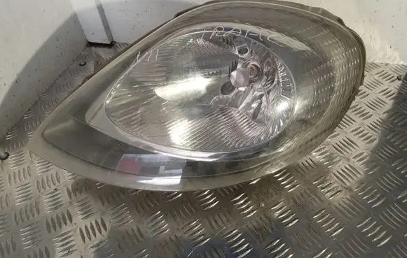 Nissan Primastar Headlight/headlamp