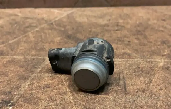 Mercedes-Benz E C207 W207 Parking PDC sensor A0009059300