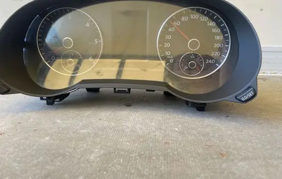 Volkswagen Sharan Speedometer (instrument cluster) 7N0920870A 3C8035190 5K0953501BA