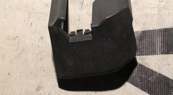 Other sill/pillar trim element