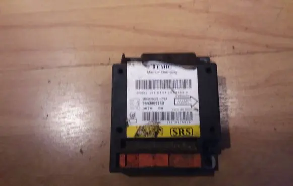 Peugeot 607 Airbag control unit/module 9643869780