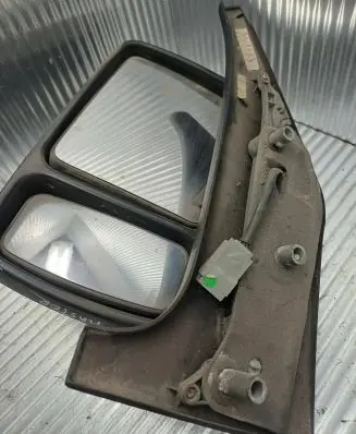 Renault Master II Front door electric wing mirror 