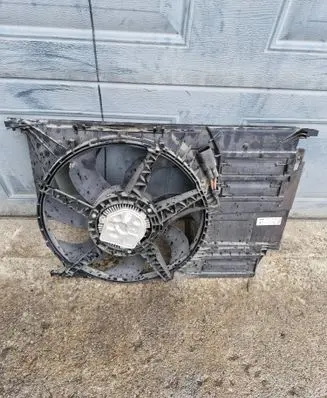 BMW X1 F48 F49 Electric radiator cooling fan 7636072 17427617611 7617611