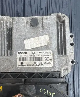 Hyundai ix35 Engine control unit/module 391992ABB3 0281031420 391992A9B3