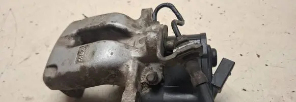 Rear brake caliper