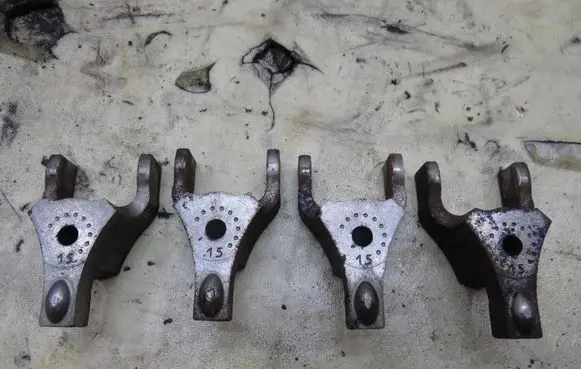 Jaguar XE Fuel Injector clamp holder GMAUTO4574097