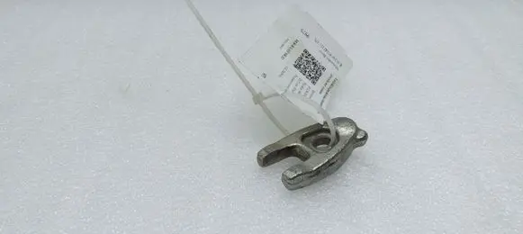 Mercedes-Benz B W246 W242 Fuel Injector clamp holder