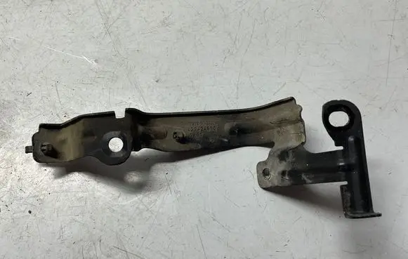 Opel Insignia B Other engine bay part 39186031