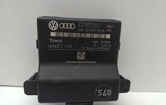Volkswagen PASSAT B6 Gateway control module 3C0907951A 3C0907530C