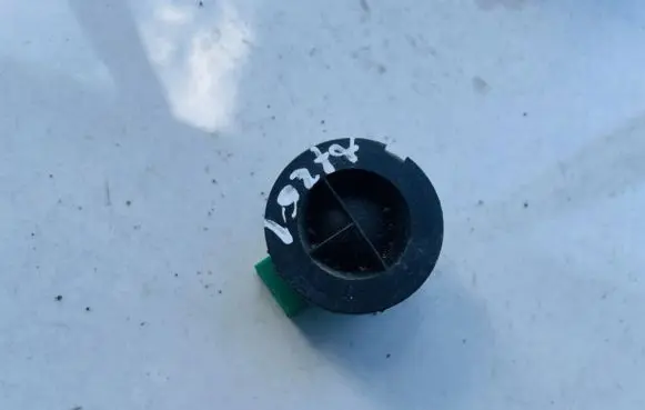 Opel Zafira A Front door speaker 90520836