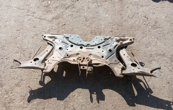 Toyota Prius (XW20) Front subframe