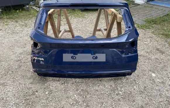 Ford B-MAX Tailgate/trunk/boot lid AV11R40404AD