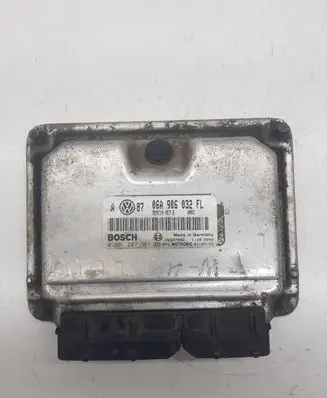 Volkswagen Golf IV Engine control unit/module 06A906032FL 0261207361
